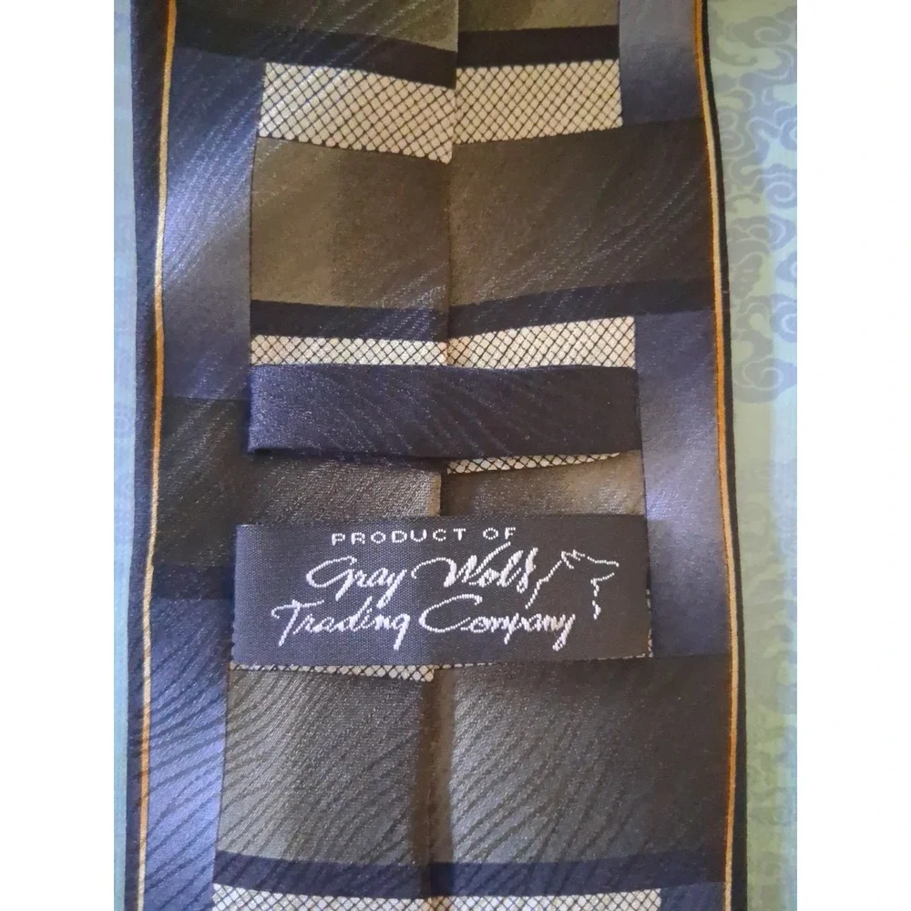 Gray Wolf Trading Co gray wolf
